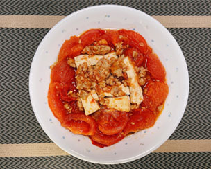 Tomatoes with Dried Tofu and Minced Pork
