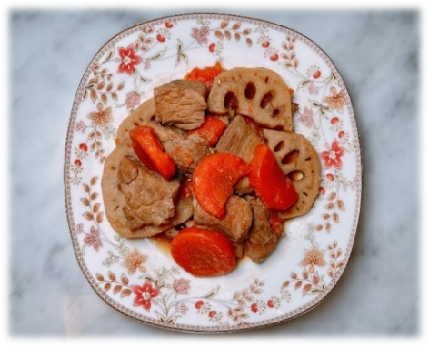 Braised Pork with Carrot and Lotus Root