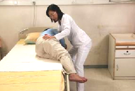 挺腰收腹姿势足